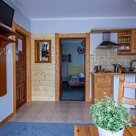 Aparthotel Pod Nosalem-3